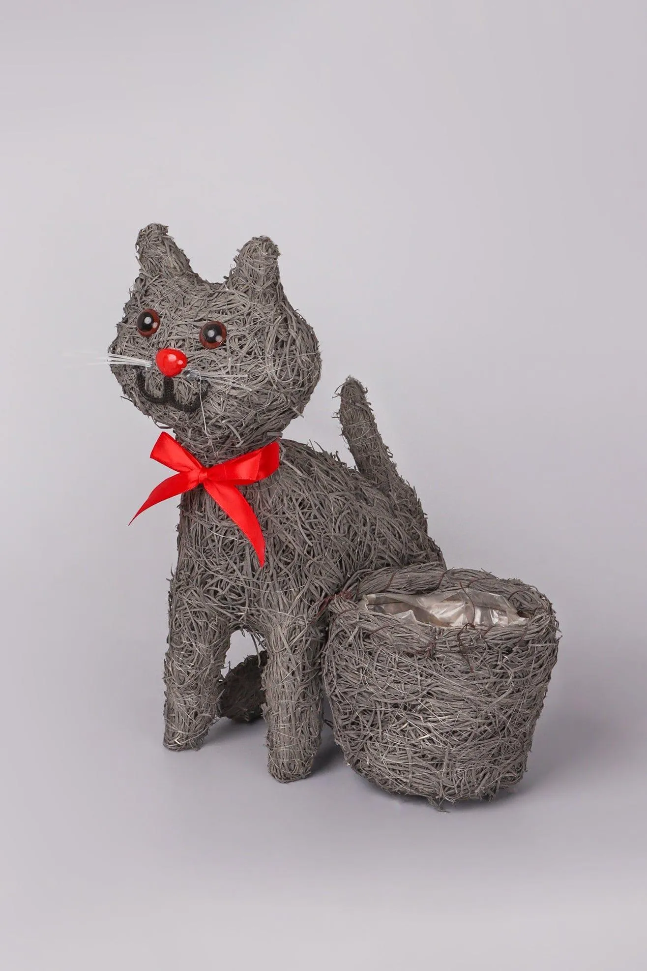 Friendly Grey Cat Fiber Planter