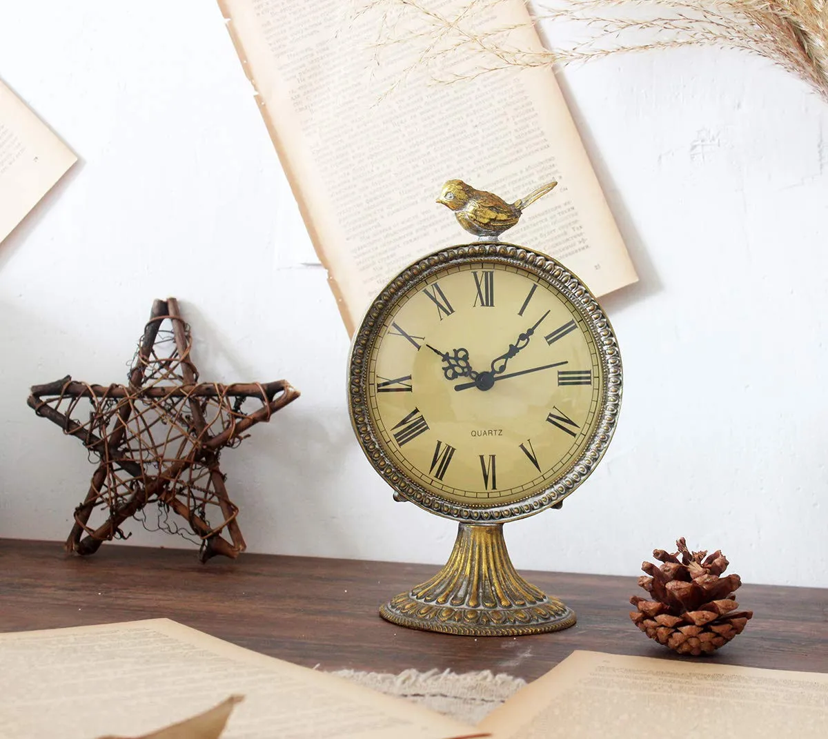 Funly mee Vintage Pewter Table Clock with Cute Bird,Antique Gold