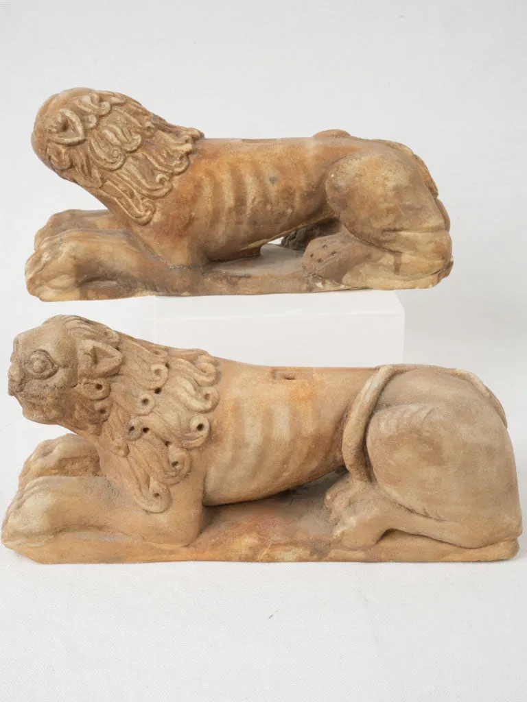 Rare Pair of 17th-Century Venetian Lion Sculptures, Verona Marble 6" x 13"