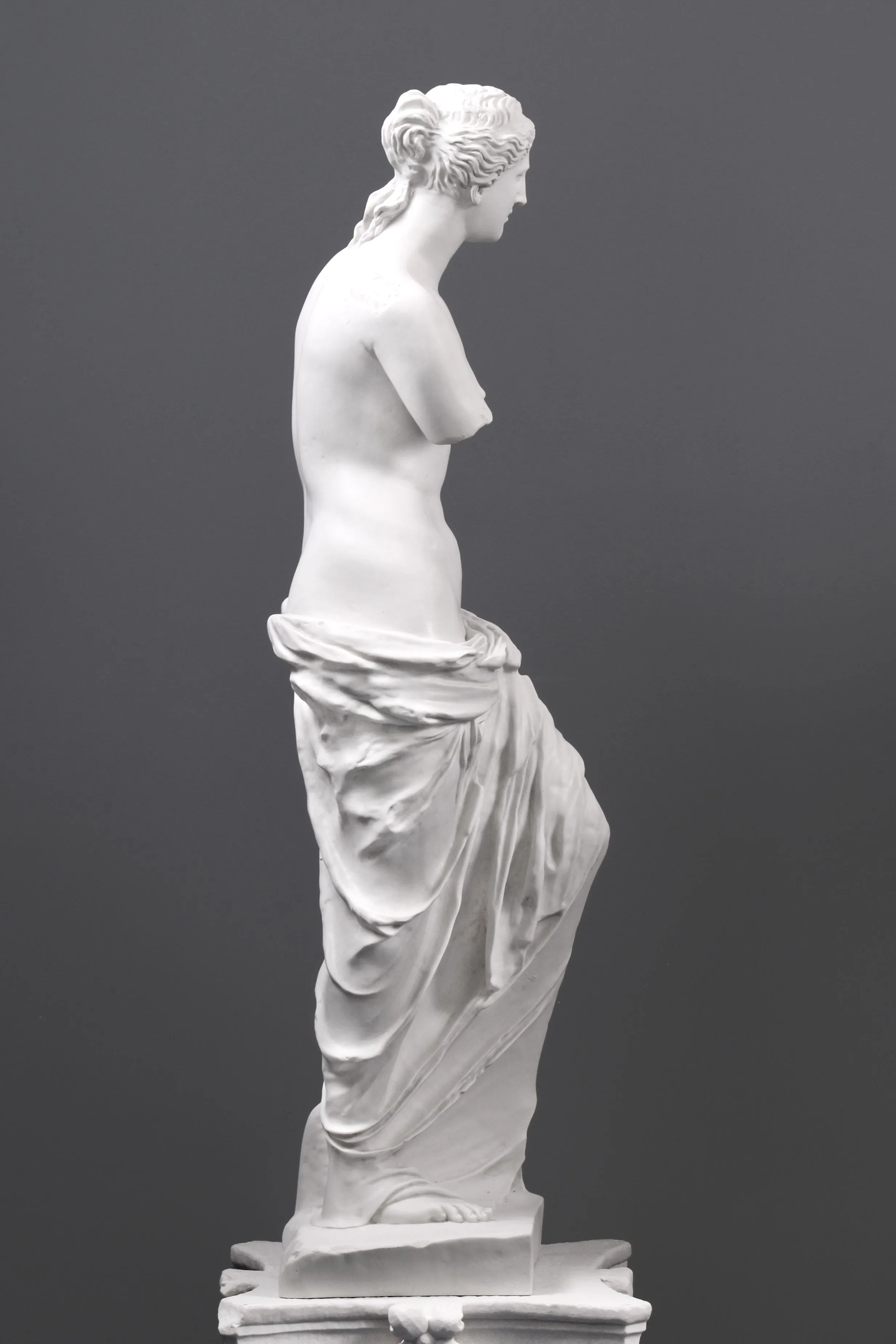 Venus de Milo Statue