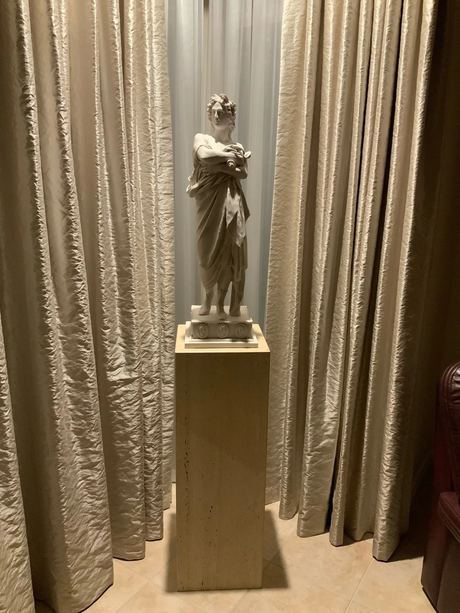 Virgil Statue